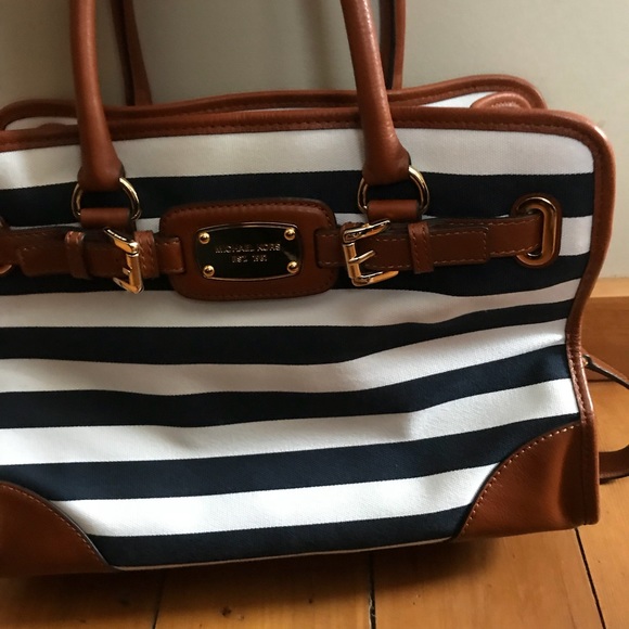 Michael Kors Handbags - Michael Kors Navy Stripe Hamilton Bag